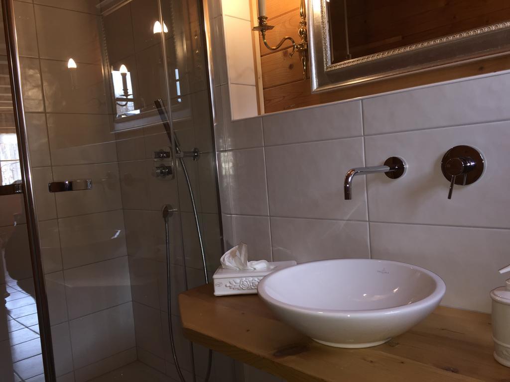 Ferienwohnung Romantik Im Roten Haus Füssen Eksteriør bilde